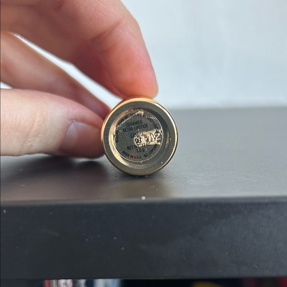 Elizabeth Arden Ceramide Ultra Lipstick — Cameo No9 - Picture 4 of 7